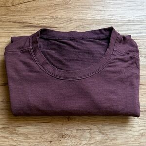Long sleeve Lululemon T-shirt lightweight